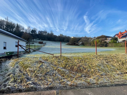 Land to sell in Oberanven