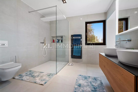 Moradia com 5 quarto(s) para venda em Bettembourg