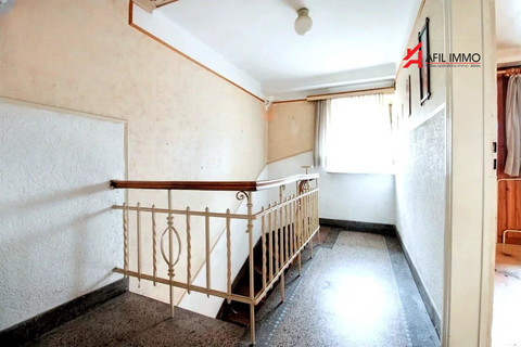 Moradia com 5 quarto(s) para venda em Esch-sur-Alzette