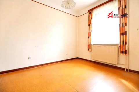 Moradia com 5 quarto(s) para venda em Esch-sur-Alzette