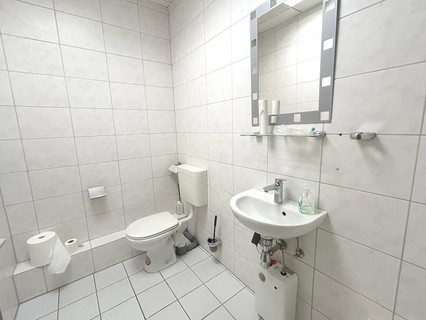 Warehouse/storage area to sell in Treves-Euren