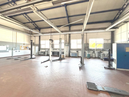 Warehouse/storage area to sell in Treves-Euren