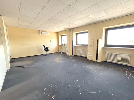 Warehouse/storage area to sell in Treves-Euren