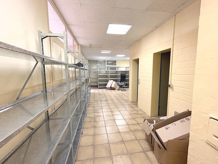 Warehouse/storage area to sell in Treves-Euren