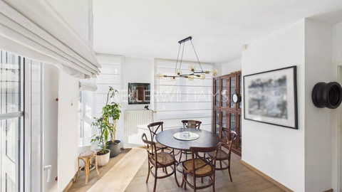 Triplex with 4 bedroom(s) to sell in Bridel