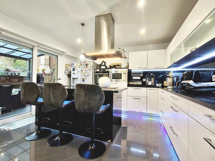 House with 5 bedroom(s) to sell in Oberkorn