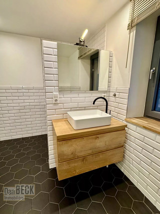 Moradia com 5 quarto(s) para venda em Machtum