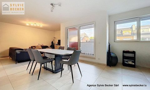 Apartamento com 3 quarto(s) para venda em Bridel