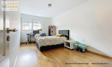 Apartamento com 3 quarto(s) para venda em Bridel