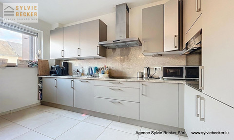 Apartamento com 3 quarto(s) para venda em Bridel