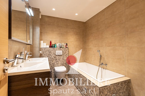 Apartamento com 3 quarto(s) para venda em Reuland