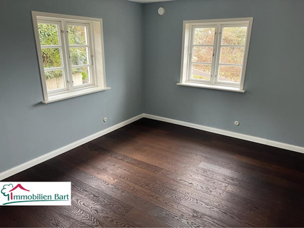 Moradia com 4  quarto(s) para venda em Saarburg