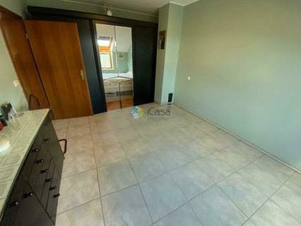 Moradia com 5 quarto(s) para venda em Berchem