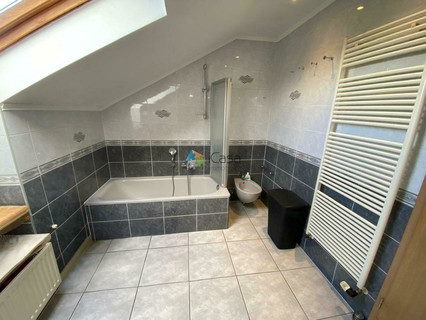 Moradia com 5 quarto(s) para venda em Berchem