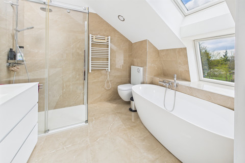 Moradia com 4 quarto(s) para venda em Kehlen