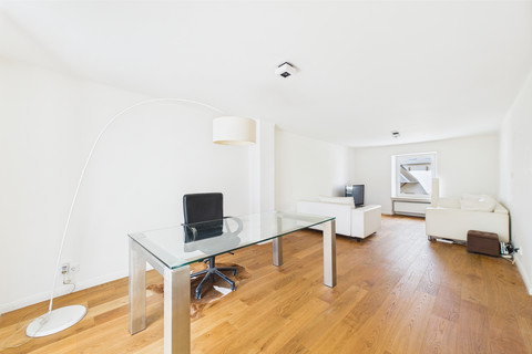 Moradia com 4 quarto(s) para venda em Kehlen