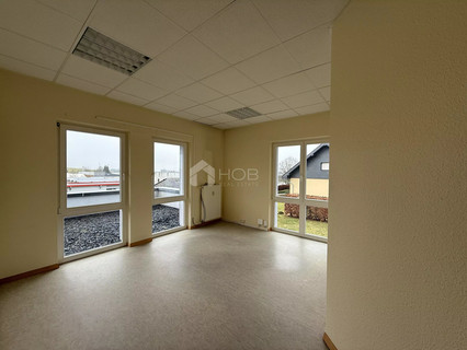 Büro zu vermieten in Troisvierges