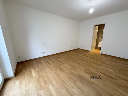 Apartamento com 3 quarto(s) para venda em Senningerberg