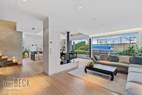 Moradia com 4 quarto(s) para venda em Ellange