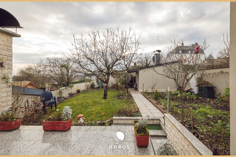 Casa geminada com 5 quarto(s) para venda em Remich