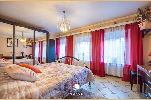 Casa geminada com 5 quarto(s) para venda em Remich