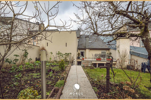 Casa geminada com 5 quarto(s) para venda em Remich