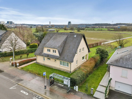 Moradia com 5 quarto(s) para venda em Luxembourg-Cessange