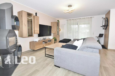 Moradia com 3 quarto(s) para venda em Roth a.d. Our