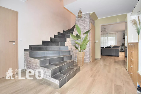 Moradia com 3 quarto(s) para venda em Roth a.d. Our