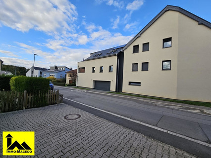 Moradia geminada com 4 quarto(s) para venda em Beringen