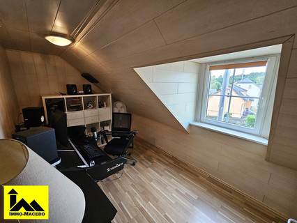 Moradia geminada com 4 quarto(s) para venda em Beringen