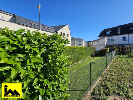 Moradia geminada com 4 quarto(s) para venda em Beringen