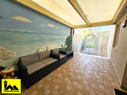 Moradia geminada com 4 quarto(s) para venda em Beringen