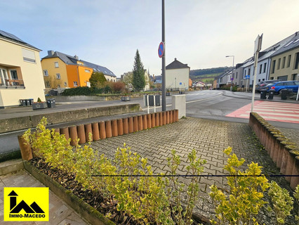 Moradia geminada com 4 quarto(s) para venda em Beringen