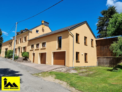 Moradia individual com 5 quarto(s) para venda em Junglinster