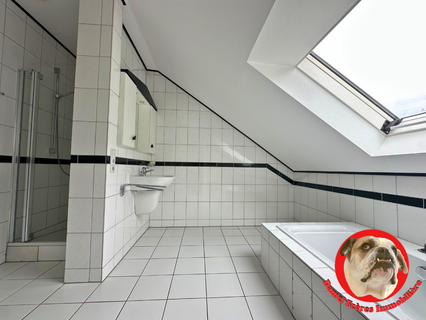 Moradia com 5 quarto(s) para venda em Wiltingen