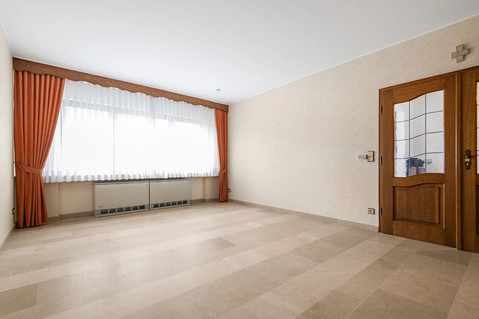 House with 5 bedroom(s) to sell in Munsbach