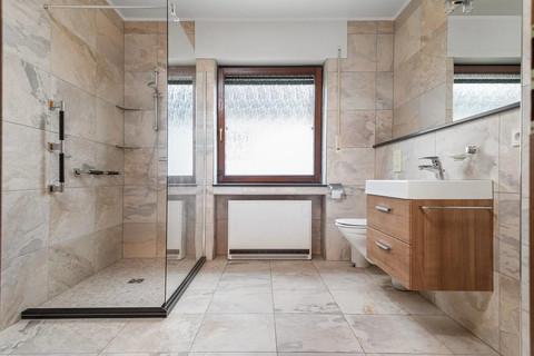 House with 5 bedroom(s) to sell in Munsbach