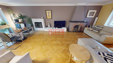 Escritório com 8 quarto(s) para venda em Differdange