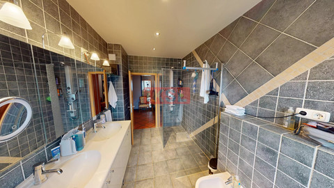 Escritório com 8 quarto(s) para venda em Differdange