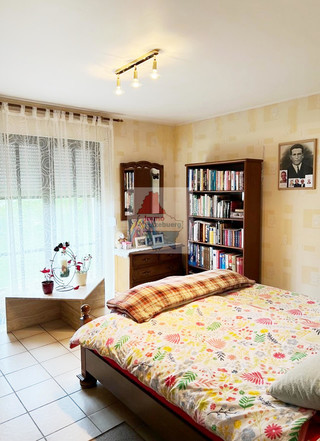 Moradia com 4 quarto(s) para venda em Feulen