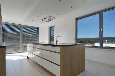 Penthouse com 3 quarto(s) para alugar em Luxembourg-Dommeldange