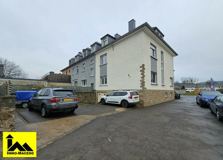 Duplex com 4 quarto(s) para venda em Bettendorf