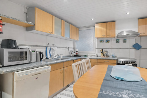 Bloco de apartamentos com 6 quarto(s) para venda em Diekirch