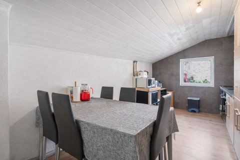 Bloco de apartamentos com 6 quarto(s) para venda em Diekirch