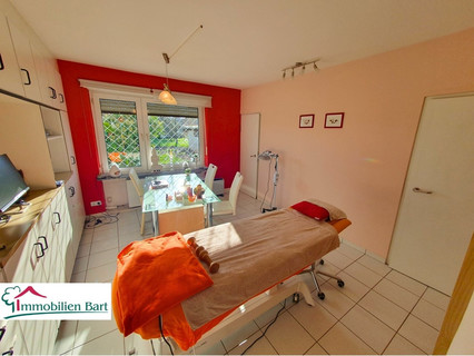 House with 4  bedroom(s) to sell in Weiskirchen