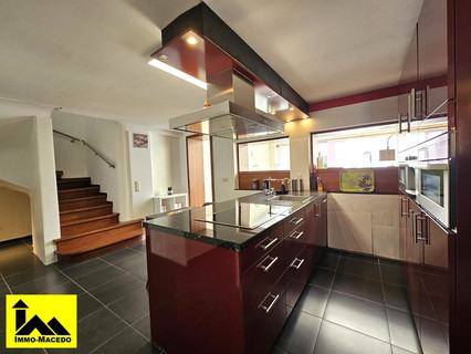 Haus 7 Zimmer zu verkaufen in Niederfeulen