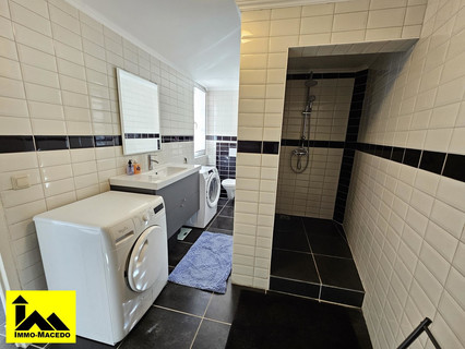 Haus 7 Zimmer zu verkaufen in Niederfeulen