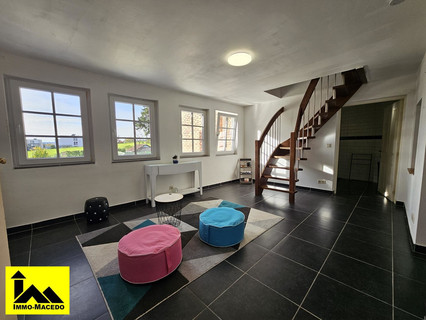 Haus 7 Zimmer zu verkaufen in Niederfeulen