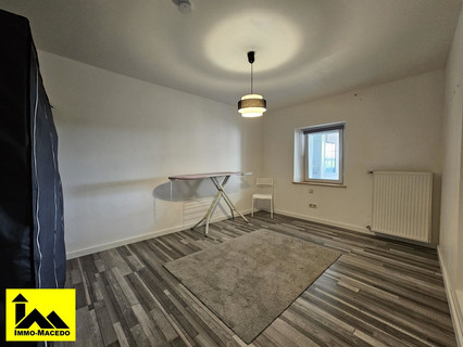 Haus 7 Zimmer zu verkaufen in Niederfeulen